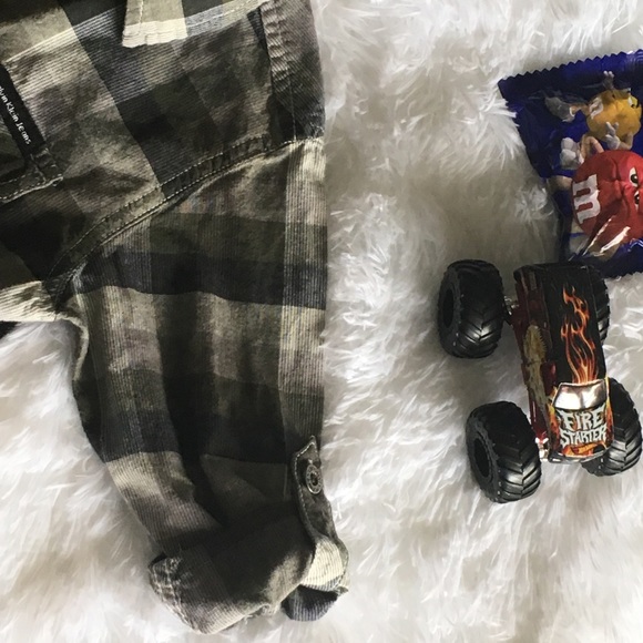 Calvin Klein Jeans.Long sleeve shirt For boy. - Picture 4 of 8